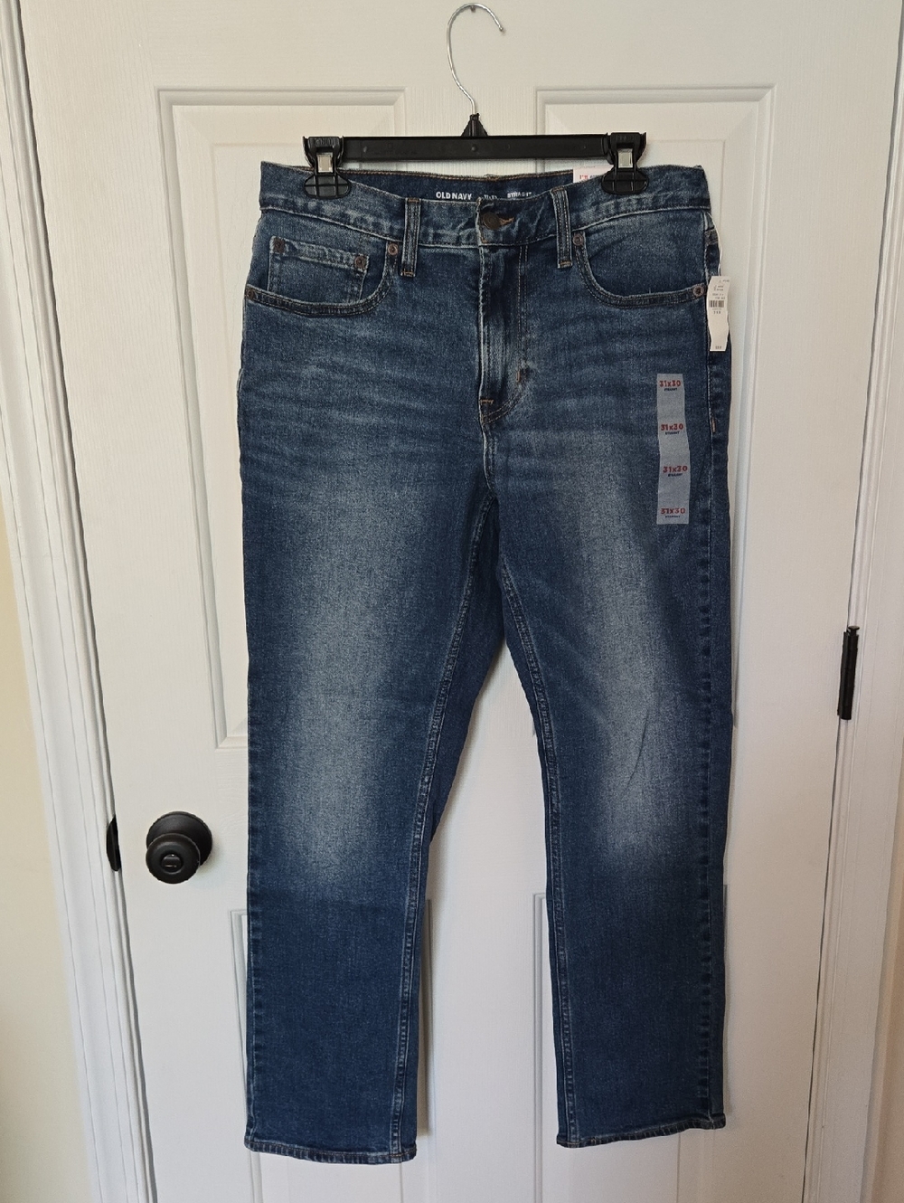 Old Navy Men's Medium Wash Straight Jeans - Indigo Blue